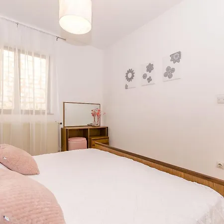 House Vetus Pontem Сasa de vacaciones Vrboska